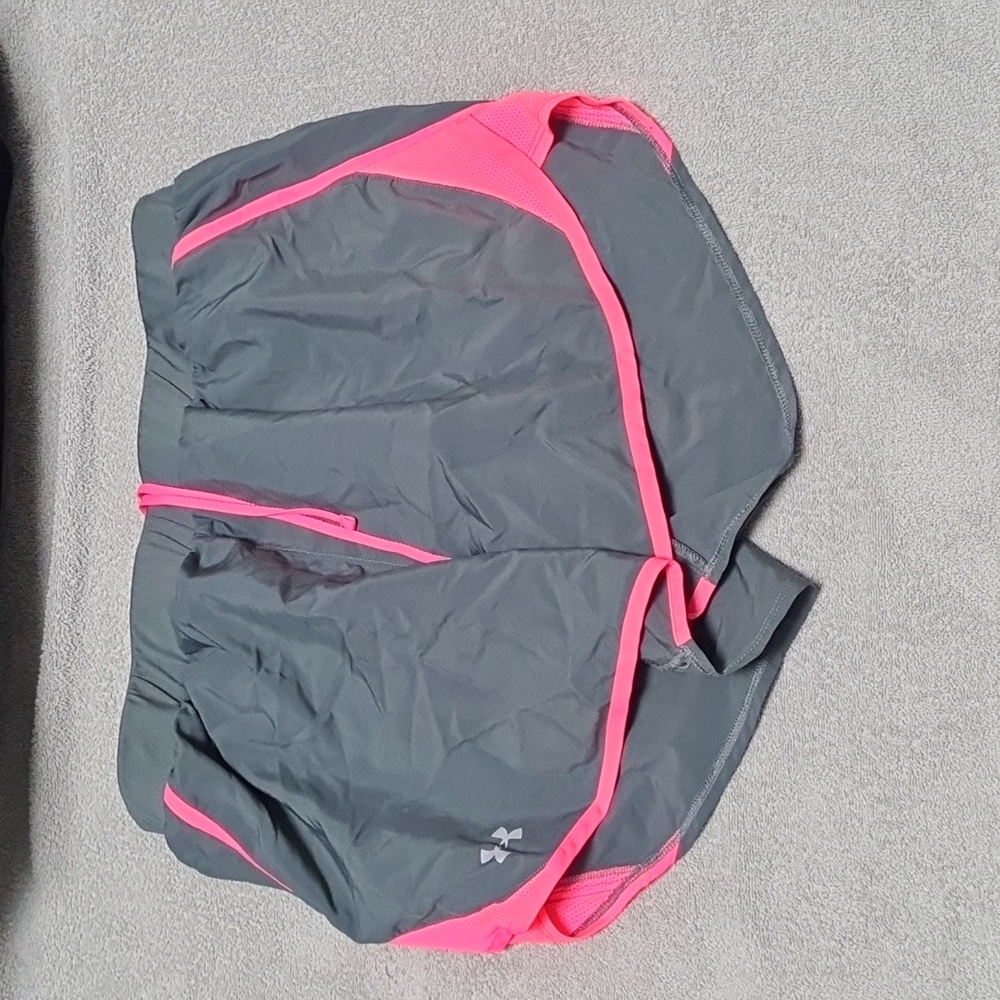 Under Armour Women's Shorts XL